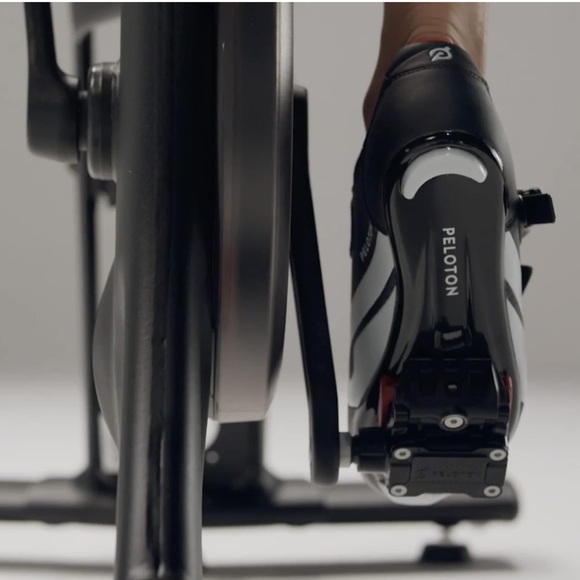 PELOTON CYCLE SHOES **BRAND NEW** - Picture 3 of 8
